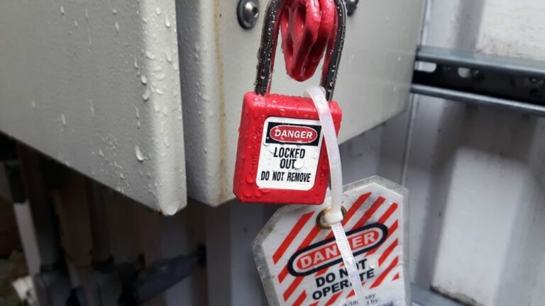 Lockout Tagout Procedures in 7 Simple Steps - Amerisafe